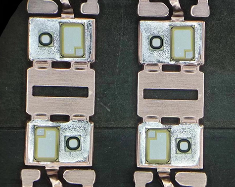 Quy trình gắn chip bằng phương pháp hàn mềm cho các thiết bị điện